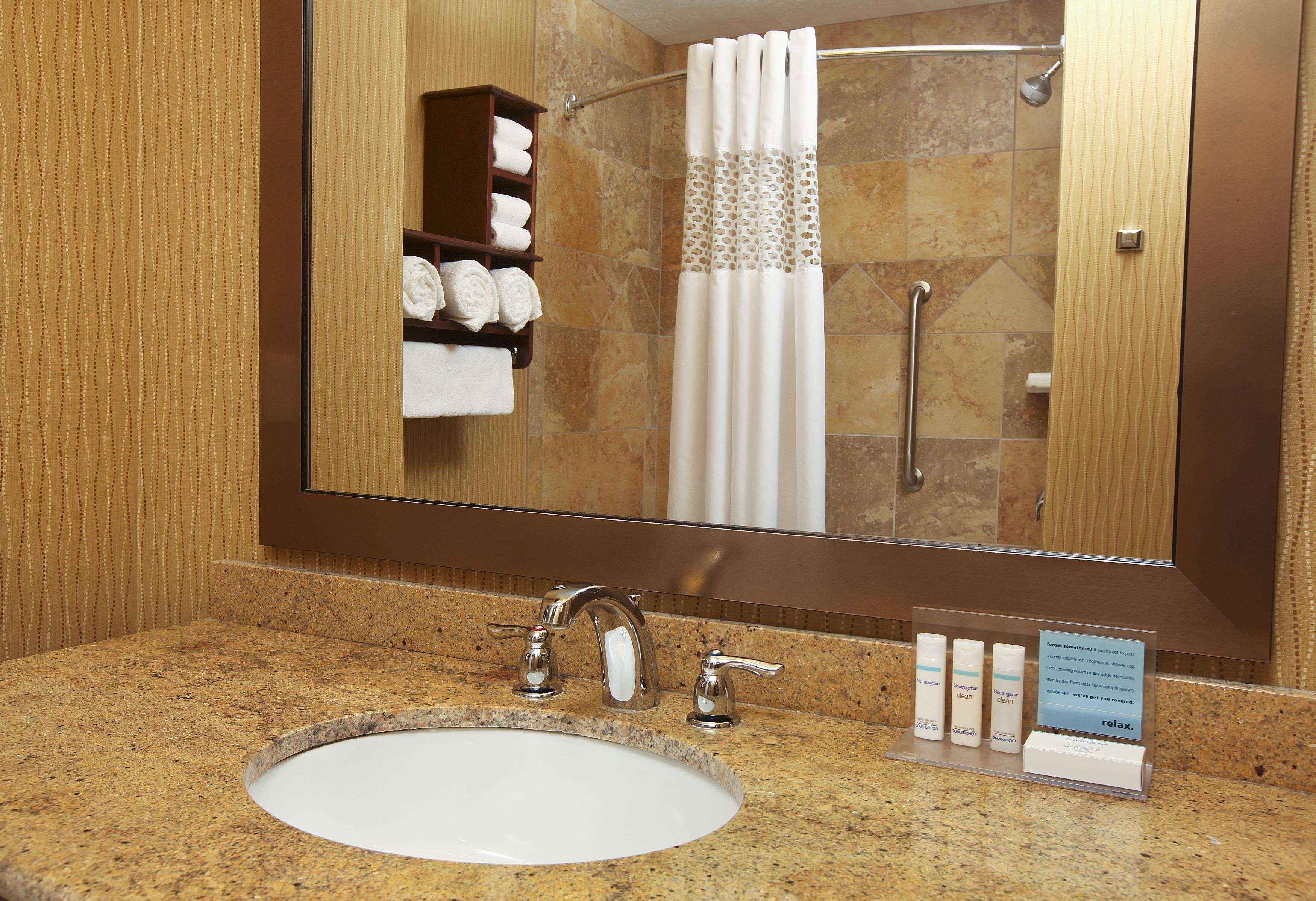 Hampton Inn & Suites Fargo Medical Center Buitenkant foto