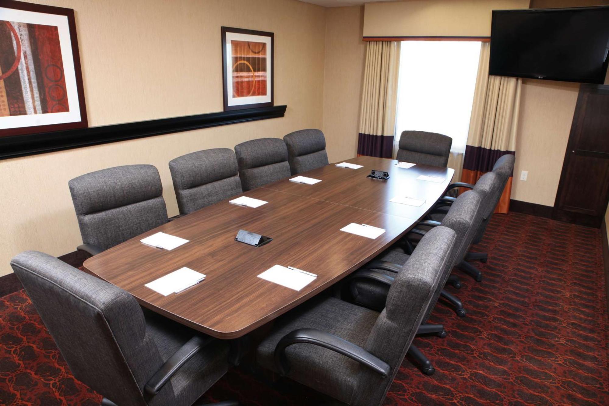Hampton Inn & Suites Fargo Medical Center Buitenkant foto