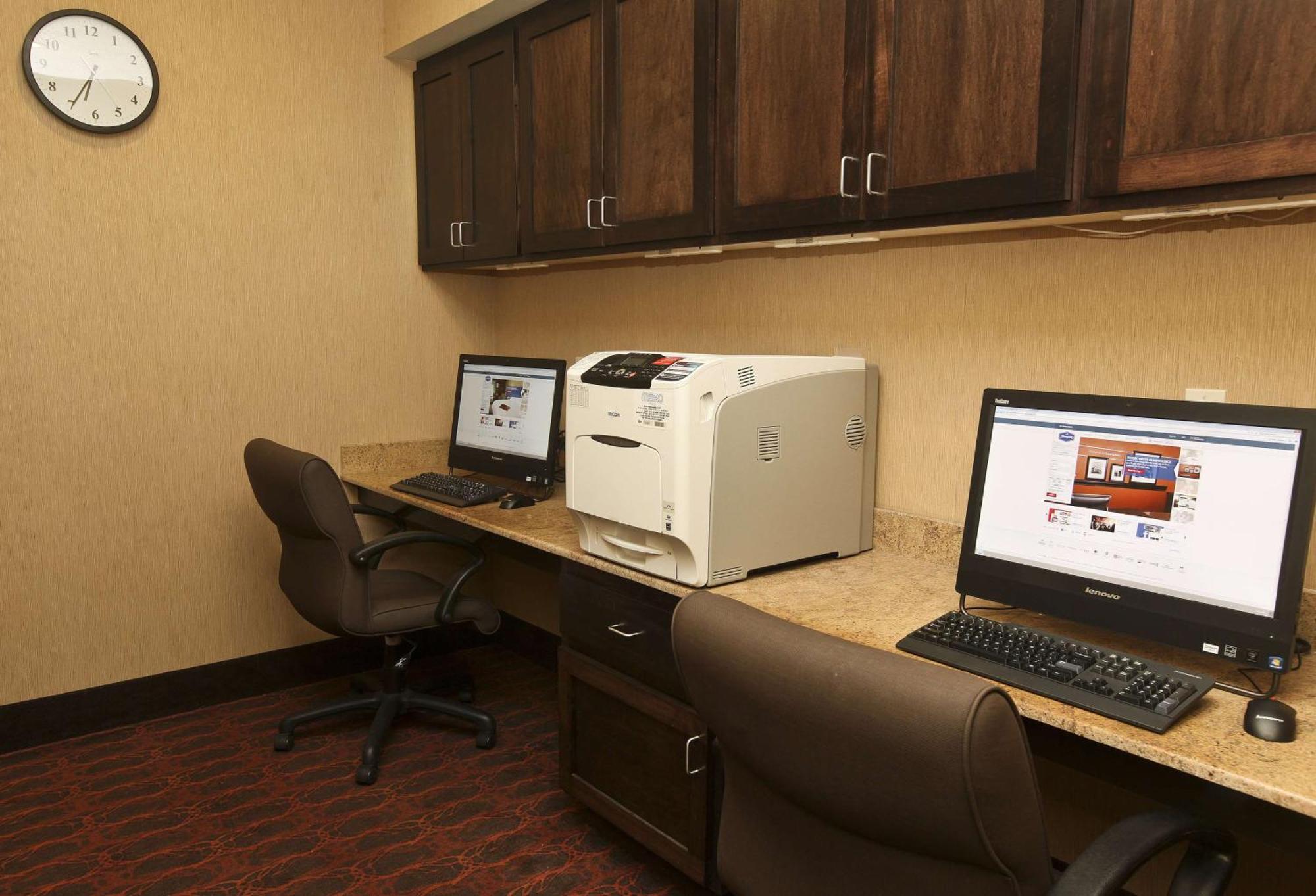 Hampton Inn & Suites Fargo Medical Center Buitenkant foto