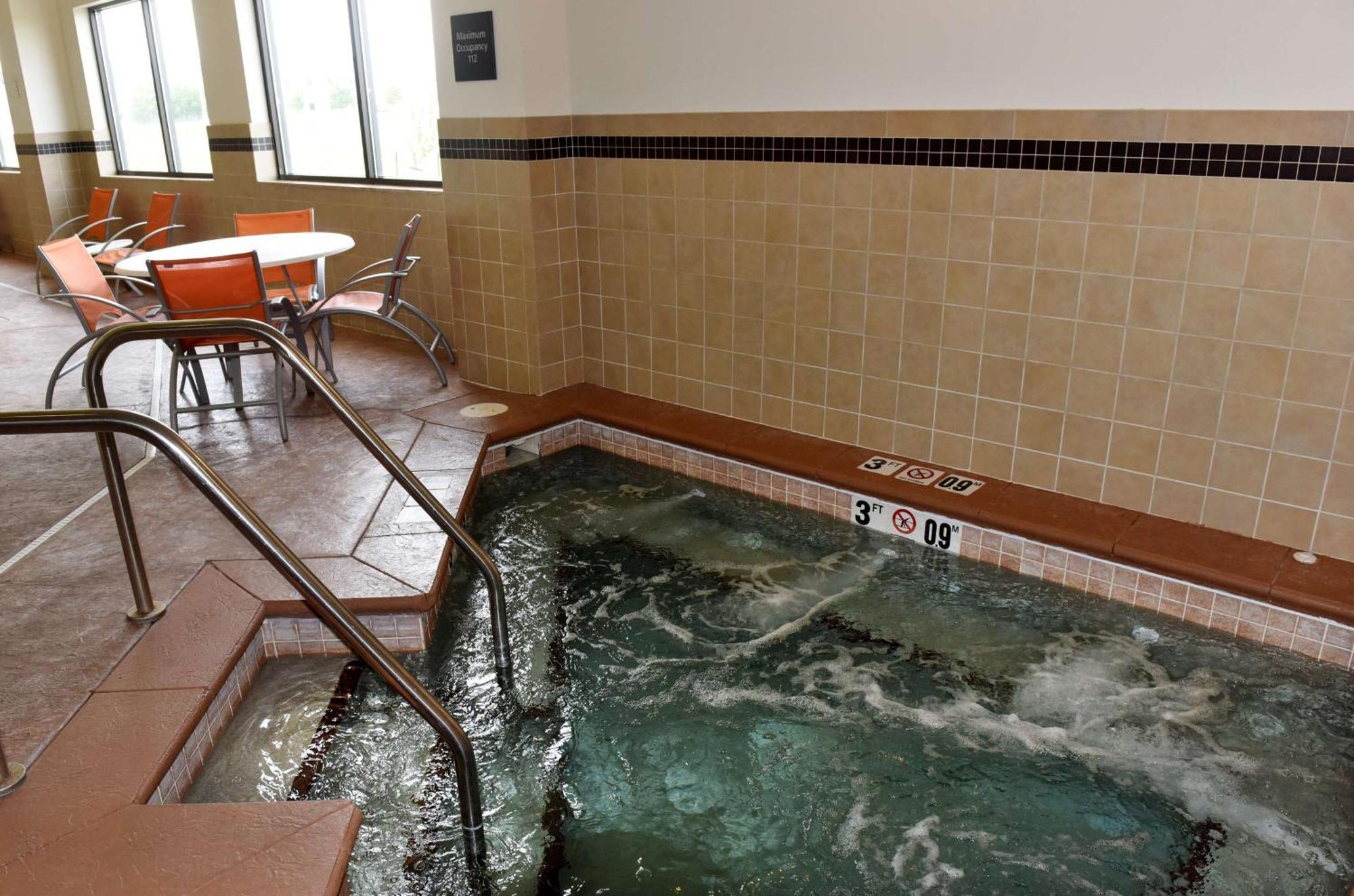 Hampton Inn & Suites Fargo Medical Center Buitenkant foto