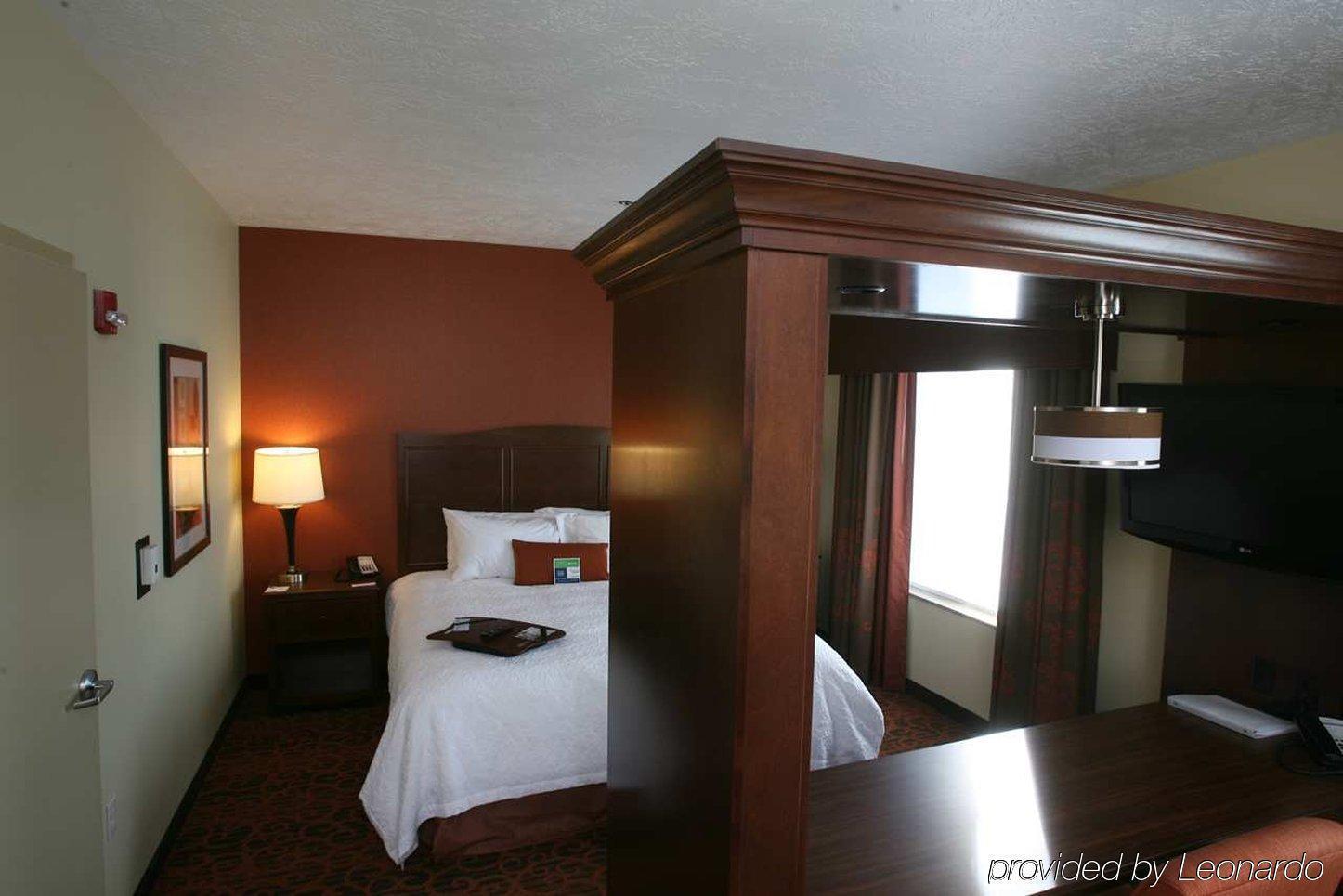 Hampton Inn & Suites Fargo Medical Center Kamer foto
