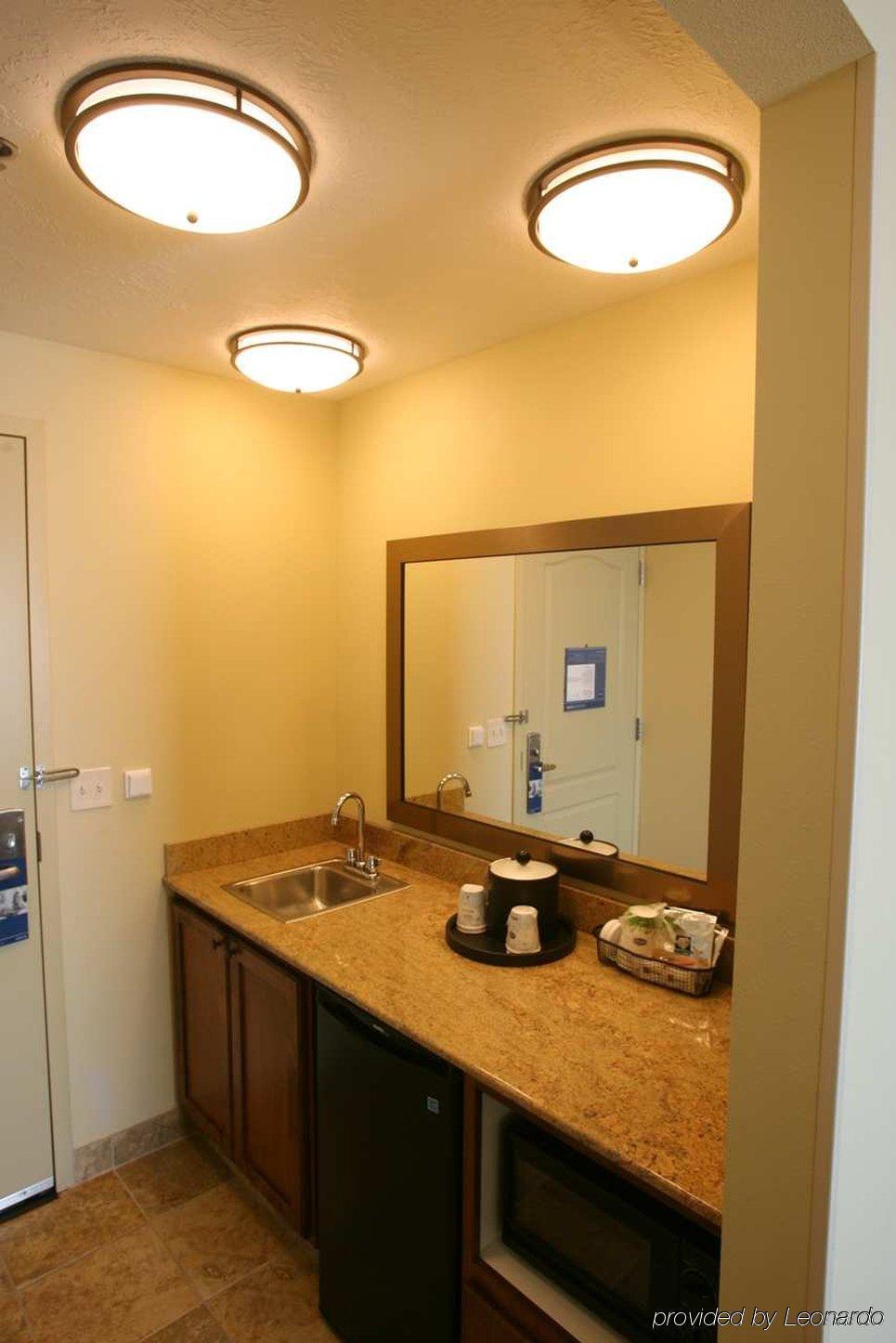 Hampton Inn & Suites Fargo Medical Center Kamer foto